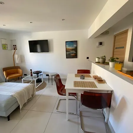 Sunsete T3 Duplex Centre Avec Terrasse Et Balcon Sete